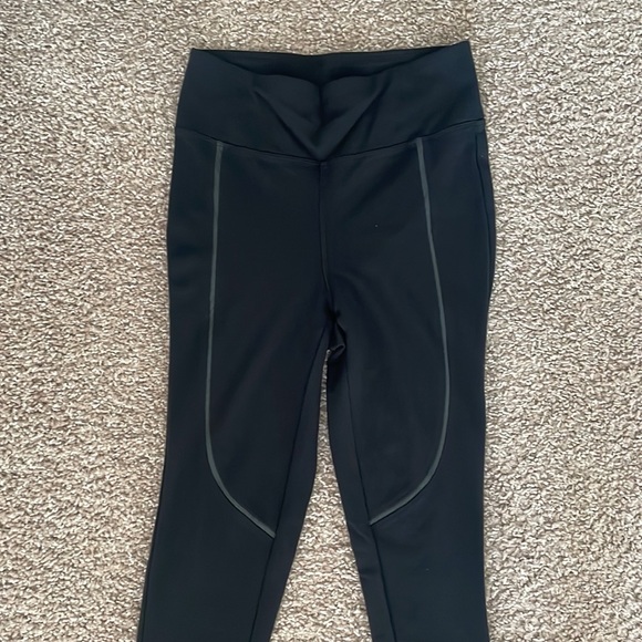 High Rise Black Rayon Stretch Leggings from Express - Picture 3 of 5